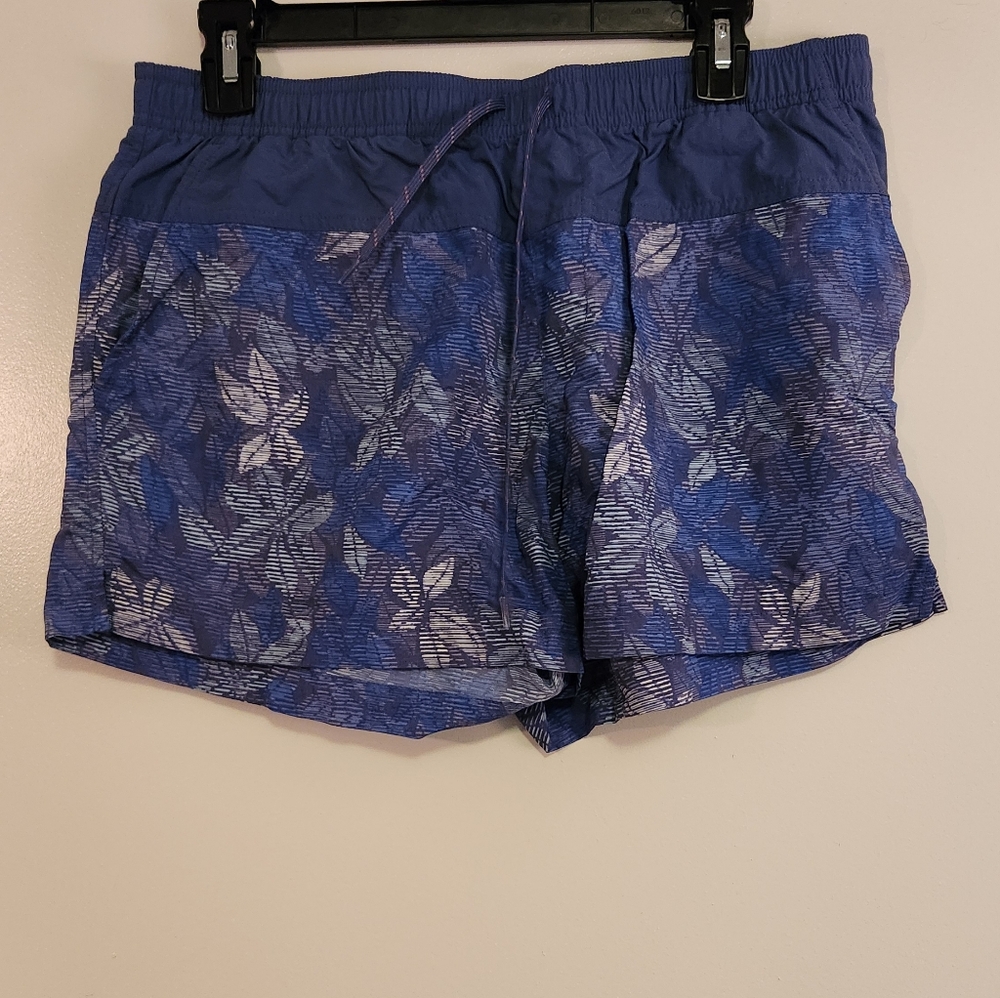 Columbia Red and Blue Patterned Shorts